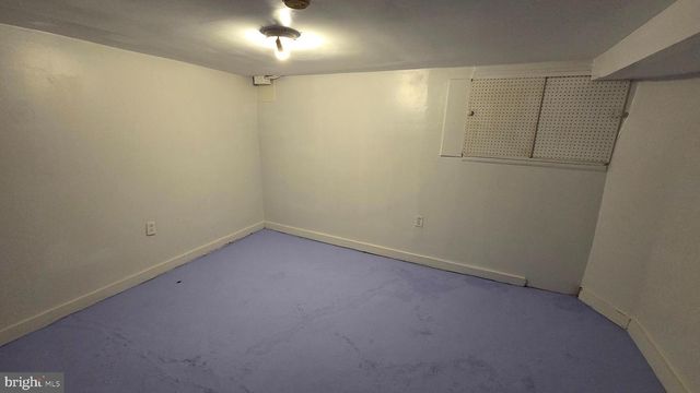 6101 PINE ST, Philadelphia, PA 19143