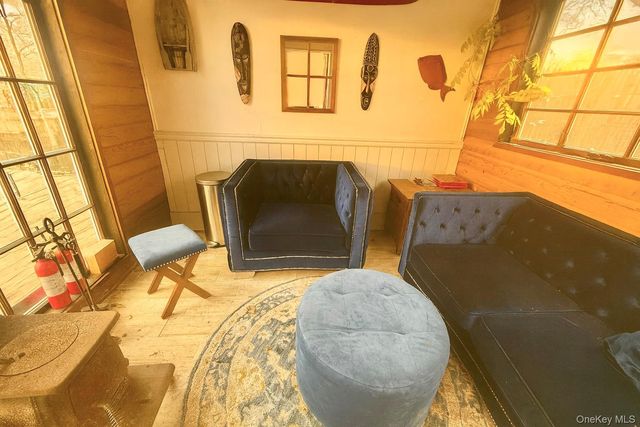 38 E Hamilton Avenue, Massapequa, NY 11758