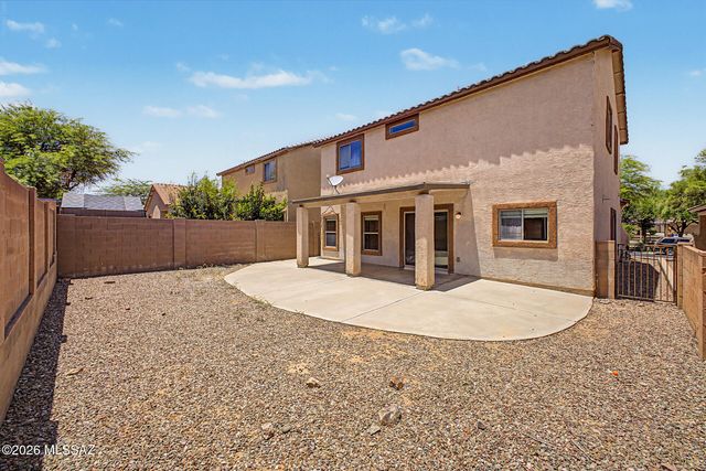 885 W Calle Muro Fuerte, Sahuarita, AZ 85629