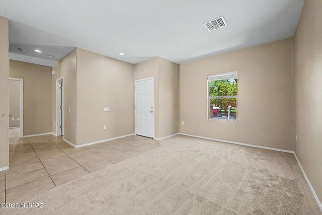 885 W Calle Muro Fuerte, Sahuarita, AZ 85629
