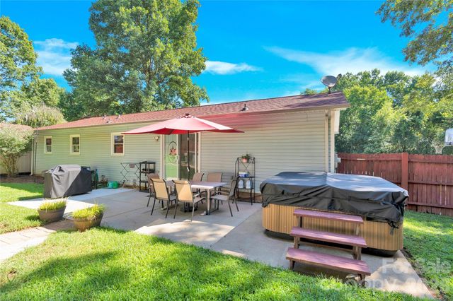 159 Bowman Road, Statesville, NC 28625