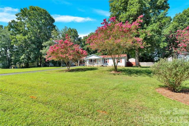 159 Bowman Road, Statesville, NC 28625