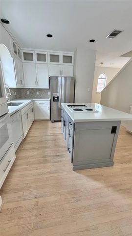 6418 Ferris Drive 3, Houston, TX 77081