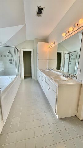 6418 Ferris Drive 3, Houston, TX 77081