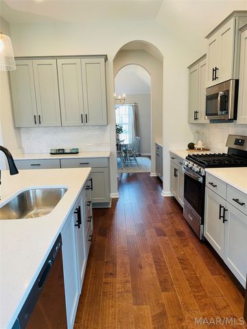342 Lismore Place, Montgomery, AL 36117