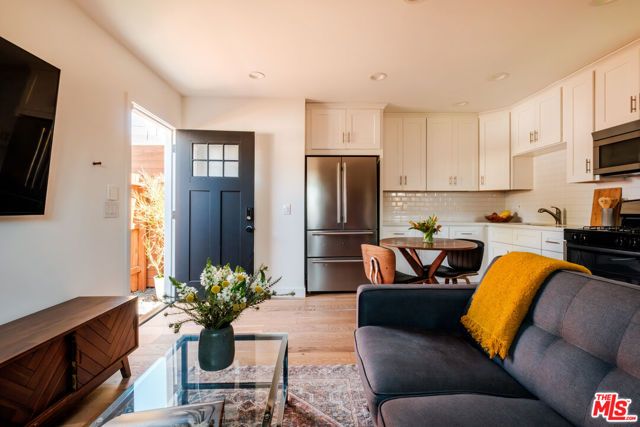 3625 Somerset Drive, Los Angeles, CA 90016