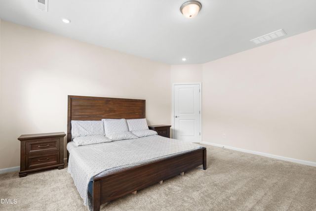 4910 Moosehead Way, Fuquay Varina, NC 27526