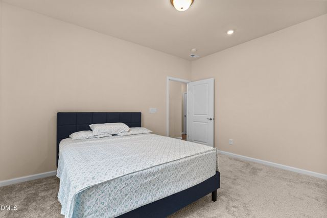 4910 Moosehead Way, Fuquay Varina, NC 27526
