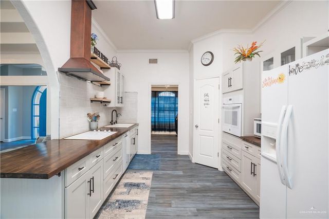 1403 Melinda Drive, Mission, TX 78572