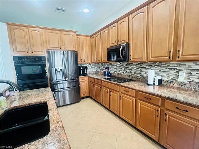 14265 Manchester DR, Naples, FL 34114