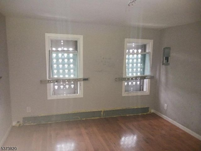 648 S 11Th St, Newark City, NJ 07103