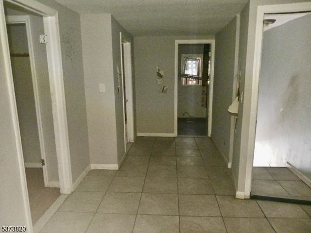 648 S 11Th St, Newark City, NJ 07103