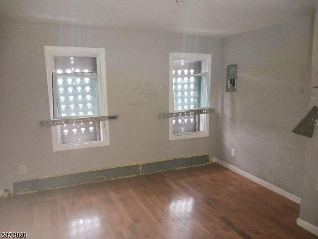 648 S 11Th St, Newark City, NJ 07103