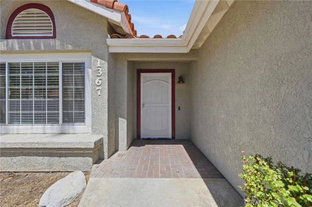 1367 Pajero, Corona, CA 92882