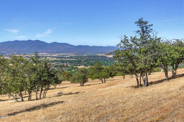 Aerial Heights Drive 154459-1, Medford, OR 97504