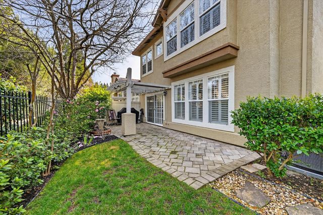 9837 Villa Francisco Ln, Granite Bay, CA 95746