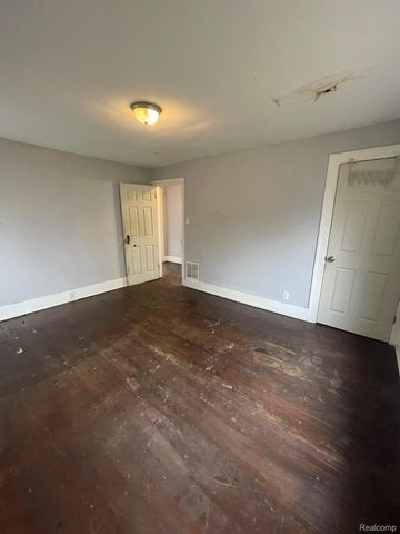 14200 Whitcomb Street, Detroit, MI 48227