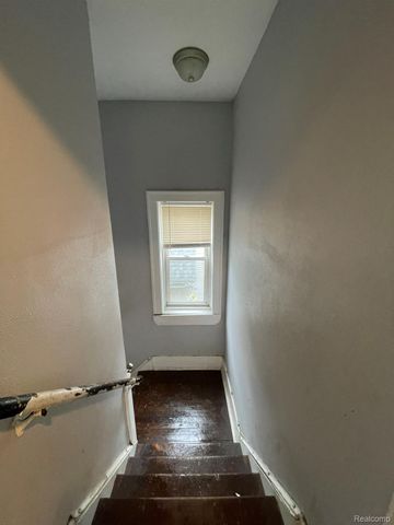 14200 Whitcomb Street, Detroit, MI 48227