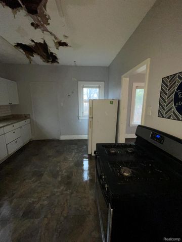 14200 Whitcomb Street, Detroit, MI 48227