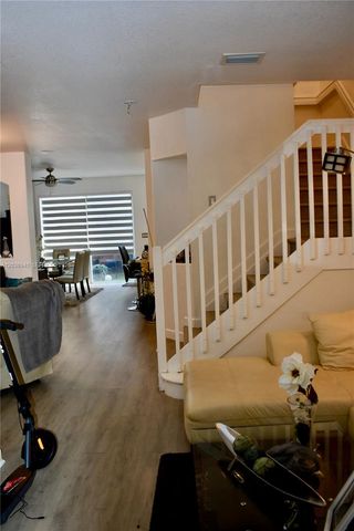 10814 NW 81st Ln, Doral, FL 33178