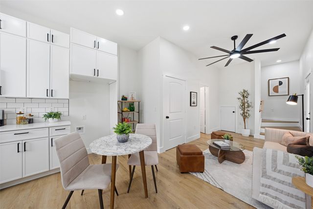 1925 S 20th Street, Waco, TX 76706