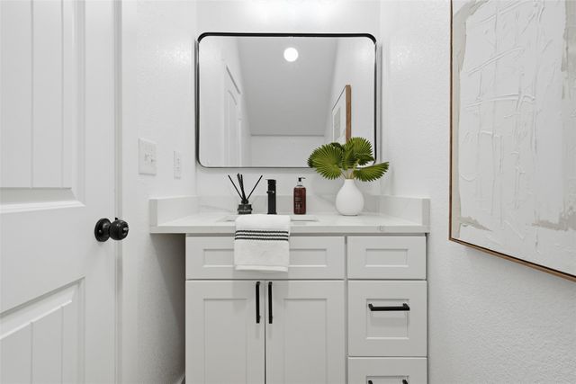 1925 S 20th Street, Waco, TX 76706