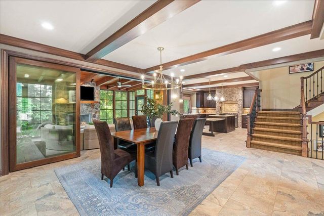 2203 Scoil Court, Waunakee, WI 53597