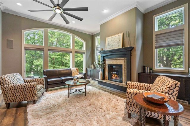 2203 Scoil Court, Waunakee, WI 53597