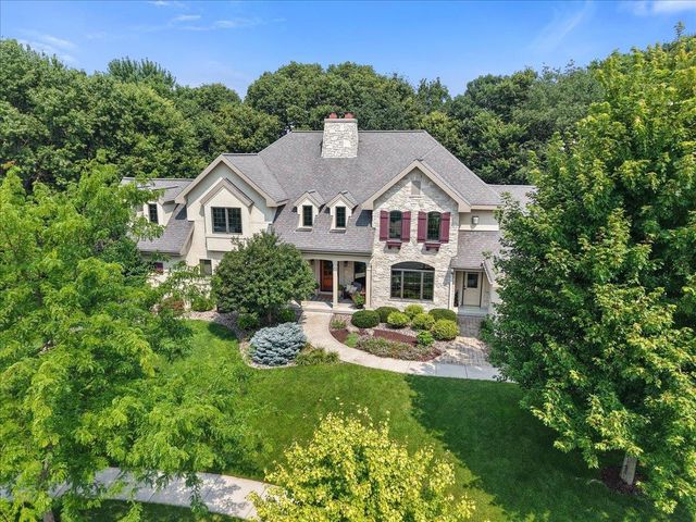 2203 Scoil Court, Waunakee, WI 53597