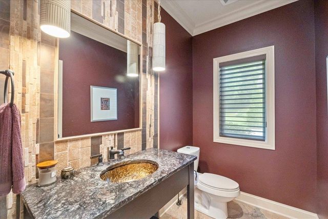 2203 Scoil Court, Waunakee, WI 53597