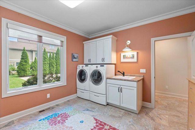 2203 Scoil Court, Waunakee, WI 53597