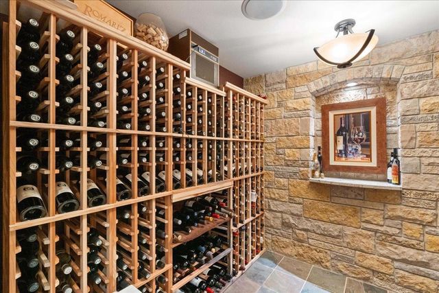 2203 Scoil Court, Waunakee, WI 53597