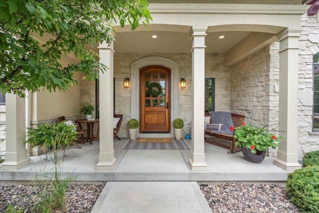 2203 Scoil Court, Waunakee, WI 53597