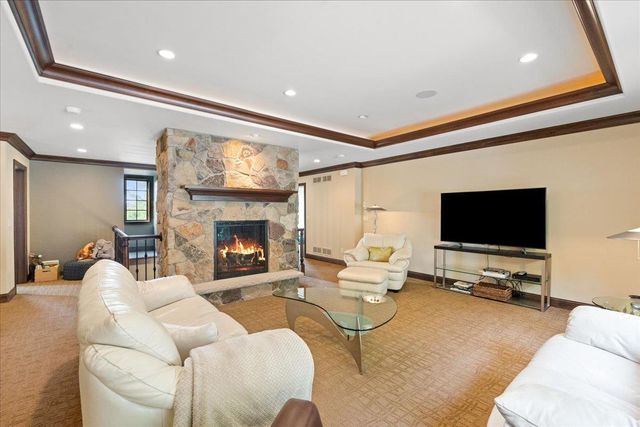 2203 Scoil Court, Waunakee, WI 53597