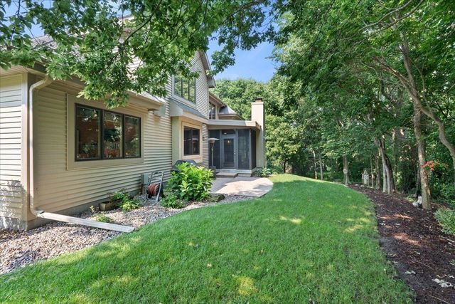 2203 Scoil Court, Waunakee, WI 53597