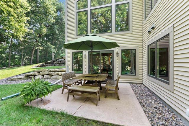 2203 Scoil Court, Waunakee, WI 53597