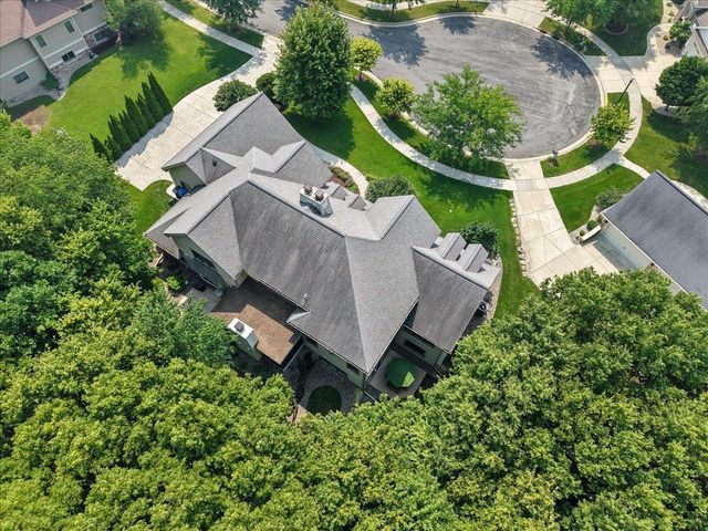 2203 Scoil Court, Waunakee, WI 53597