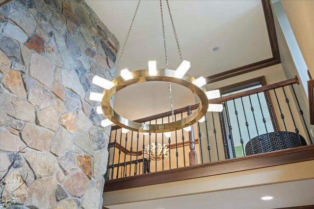 2203 Scoil Court, Waunakee, WI 53597