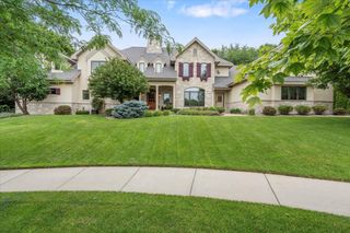 2203 Scoil Court, Waunakee, WI 53597