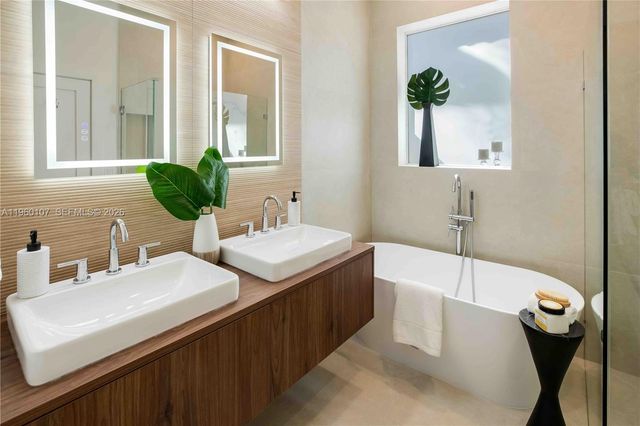 16012 Opal Creek Drive, Weston, FL 33331