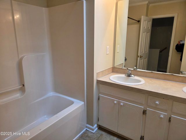 2136 Flagstone Court I 3, Greenville, NC 27834