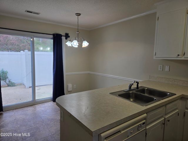 2136 Flagstone Court I 3, Greenville, NC 27834