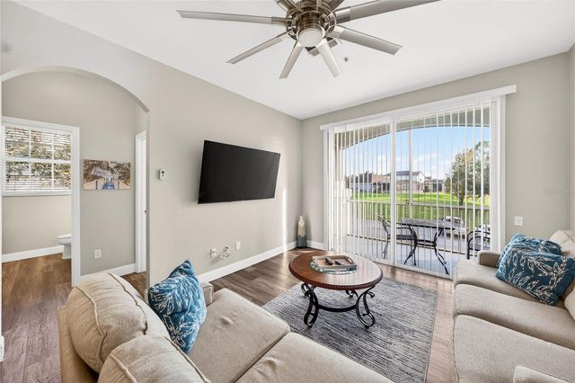 8105 COCONUT PALM WAY 203, Kissimmee, FL 34747