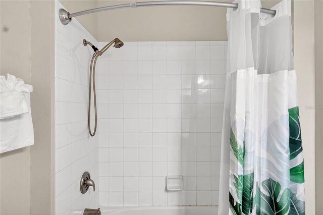 8105 COCONUT PALM WAY 203, Kissimmee, FL 34747