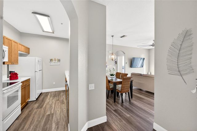 8105 COCONUT PALM WAY 203, Kissimmee, FL 34747