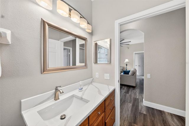 8105 COCONUT PALM WAY 203, Kissimmee, FL 34747