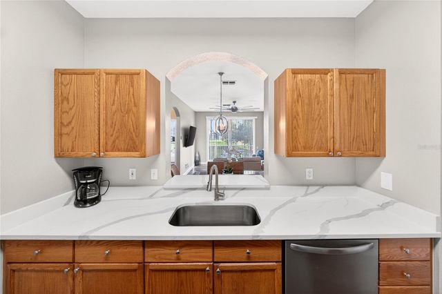 8105 COCONUT PALM WAY 203, Kissimmee, FL 34747