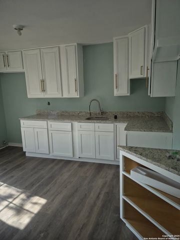 1614 Hermine, San Antonio, TX 78201