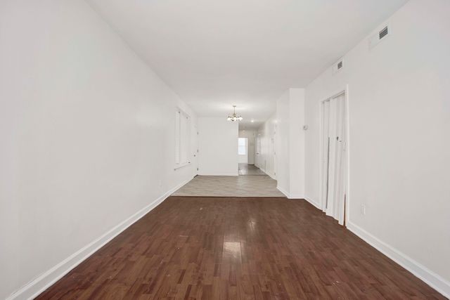 3738 S HERMITAGE Avenue, Chicago, IL 60609