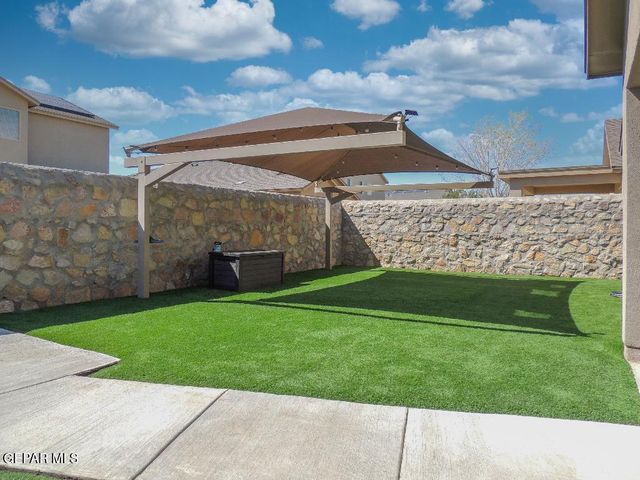 14470 Jasmin Maribel Drive, El Paso, TX 79938